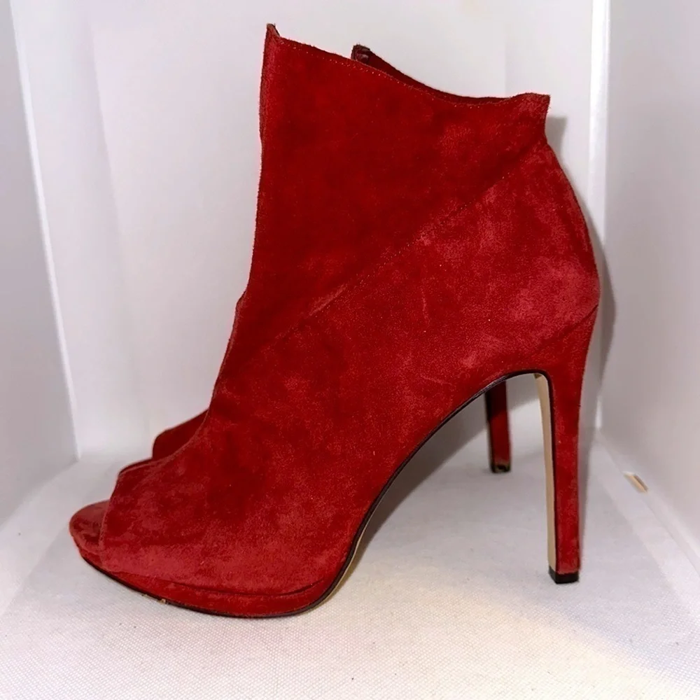 Vince Camuto Red Suede Peep-toe Stiletto Booties Size 8.5 - EUC